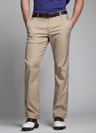 Illustration for article titled Golf Pants For All, Even Those Who Are Terrible At Golf